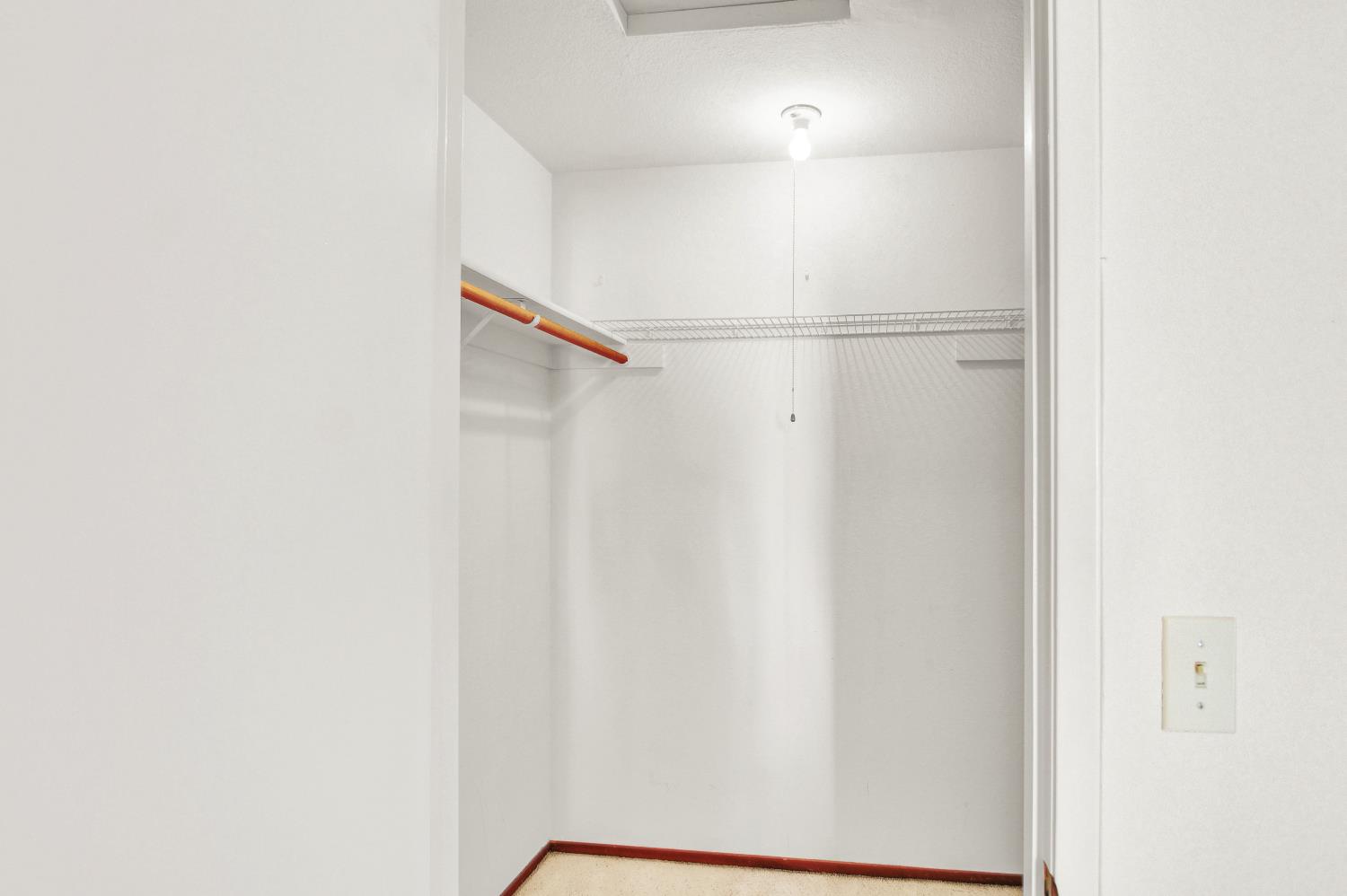 2204 Camborne Dr, Modesto, CA 95356