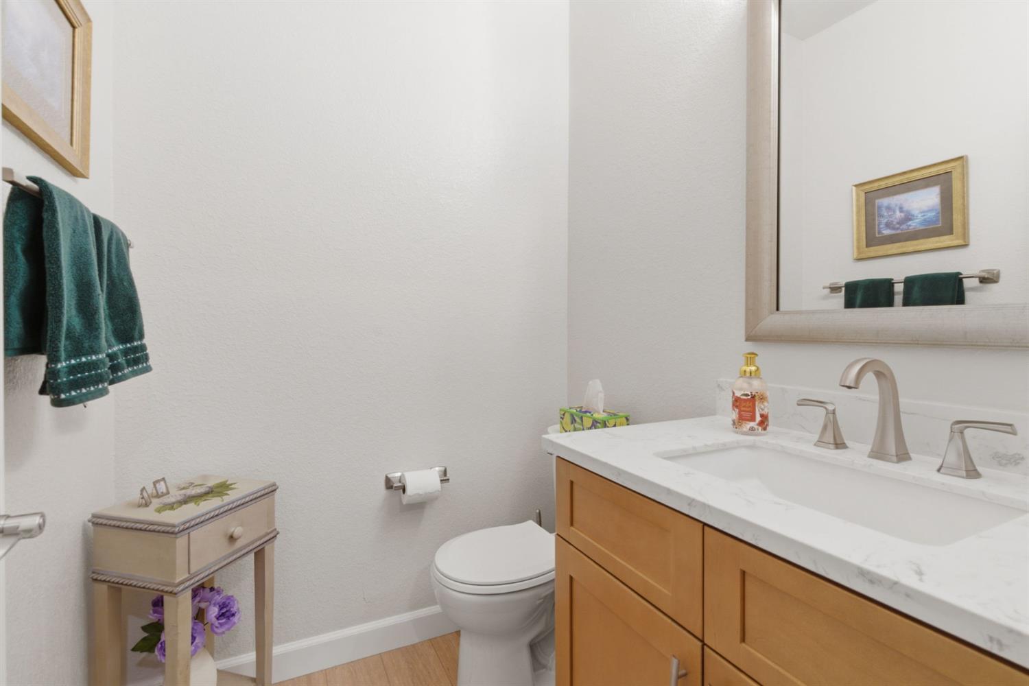 1754 Komenich Dr, Manteca, CA 95336