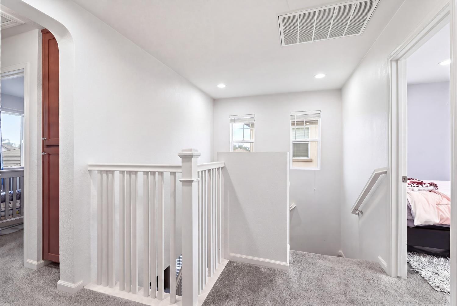 1574 Hearthsong Dr, Manteca, CA 95337