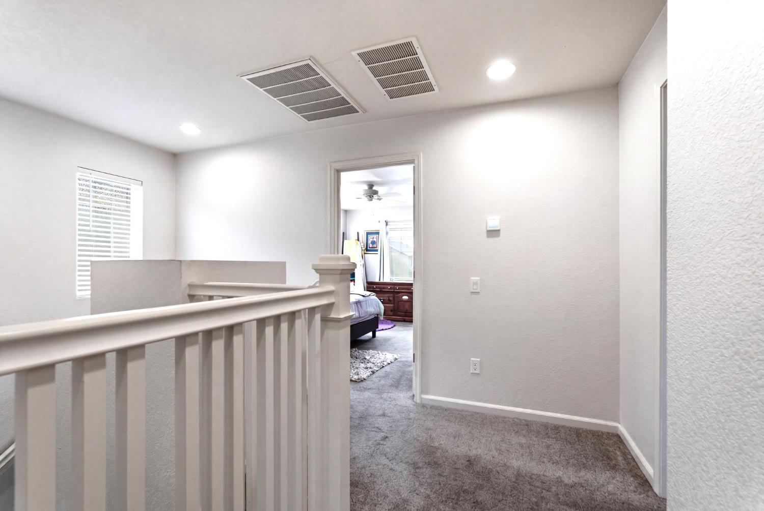 1574 Hearthsong Dr, Manteca, CA 95337