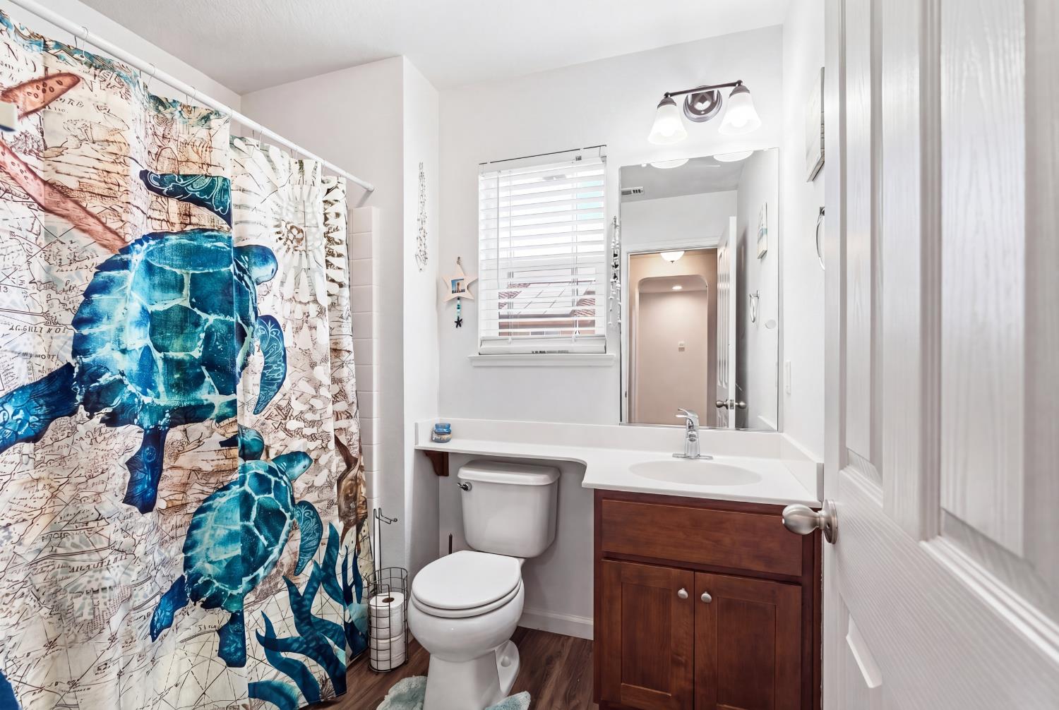 1574 Hearthsong Dr, Manteca, CA 95337