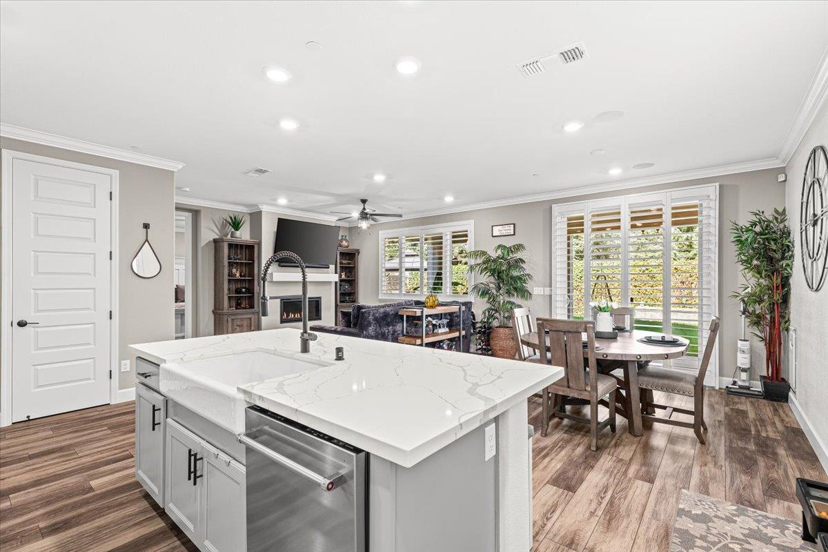 2897 Margot Ln, Turlock, CA 95382