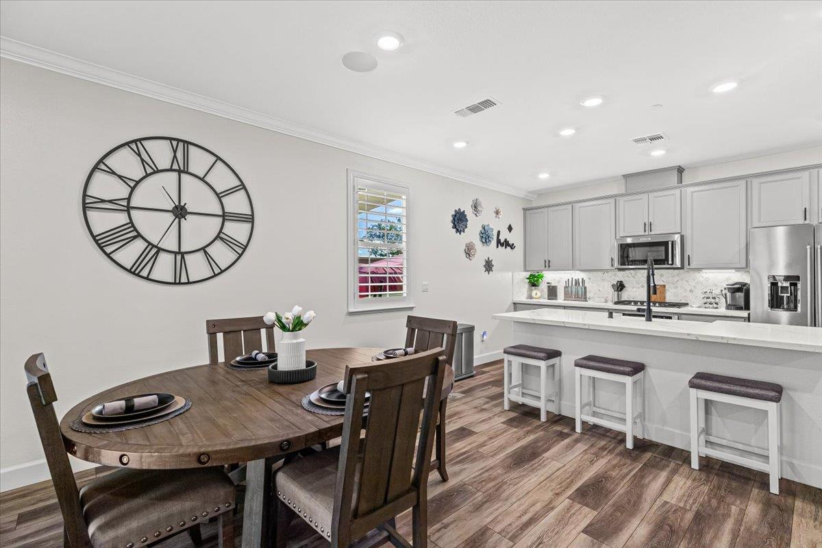 2897 Margot Ln, Turlock, CA 95382