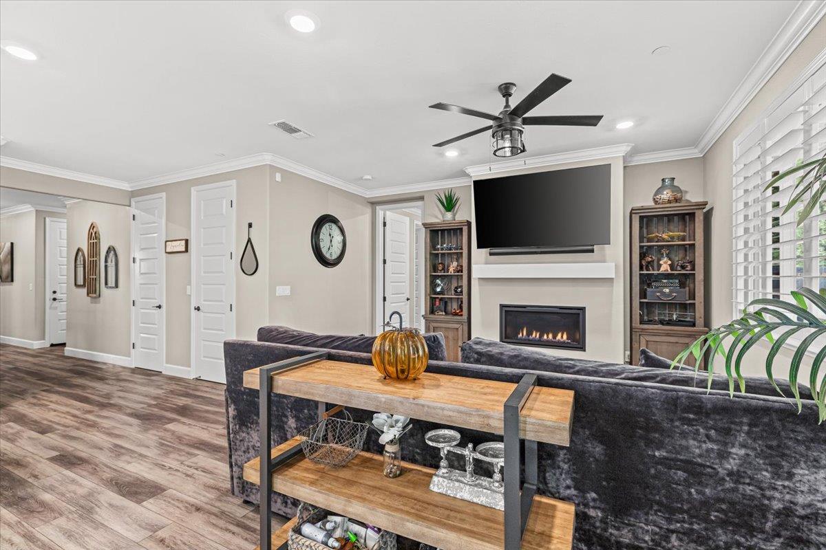 2897 Margot Ln, Turlock, CA 95382