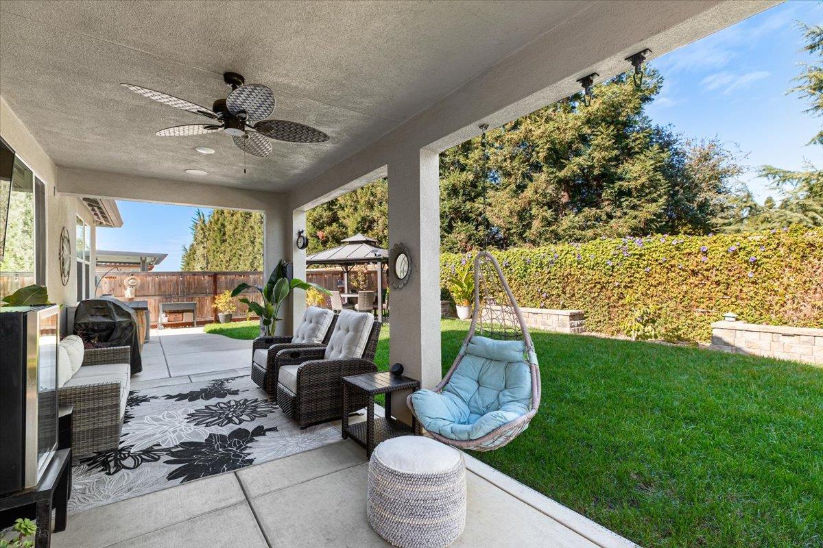 2897 Margot Ln, Turlock, CA 95382