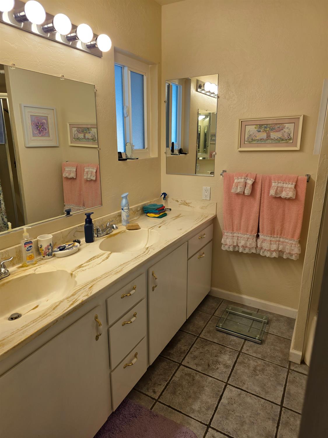 2706 W Ashlan Ave #25, Fresno, CA 93705