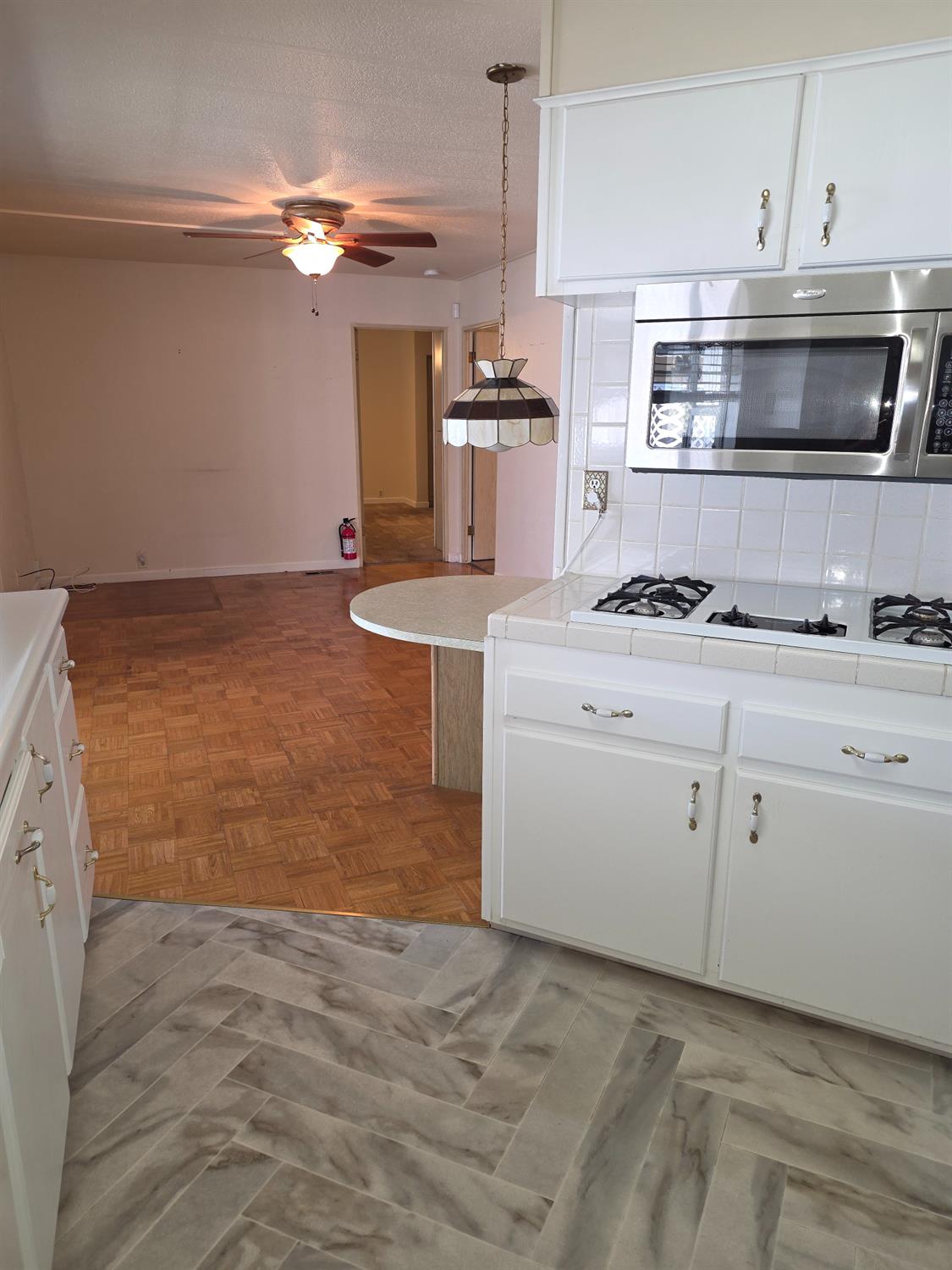 2706 W Ashlan Ave #25, Fresno, CA 93705