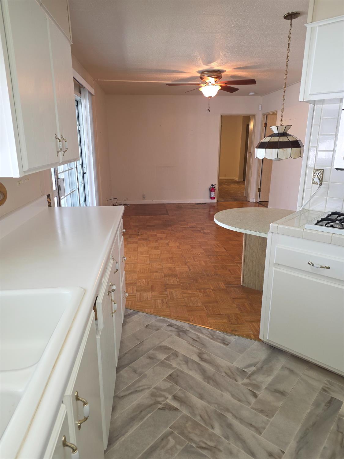 2706 W Ashlan Ave #25, Fresno, CA 93705