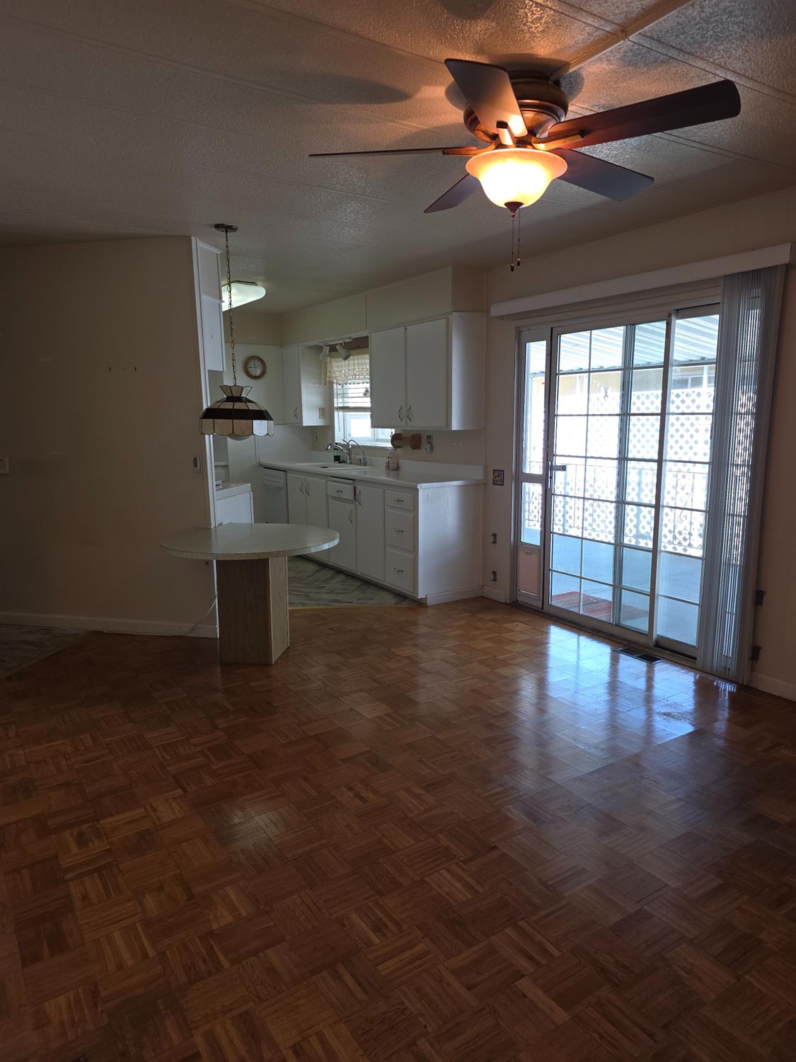 2706 W Ashlan Ave #25, Fresno, CA 93705