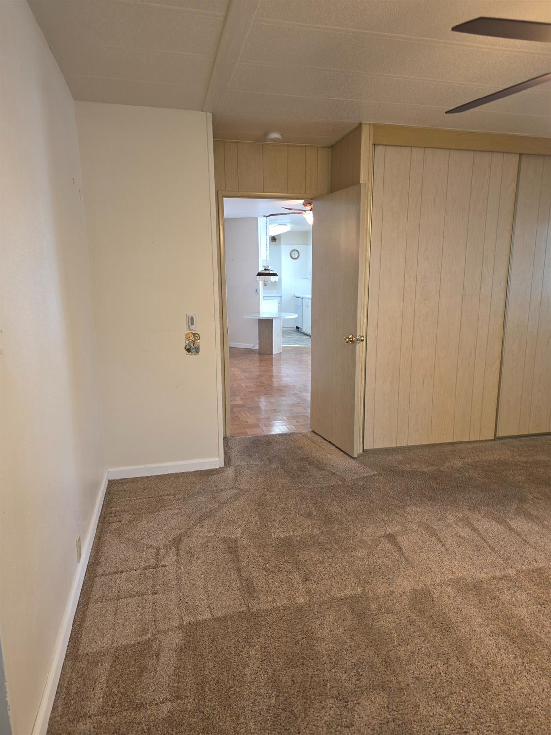 2706 W Ashlan Ave #25, Fresno, CA 93705
