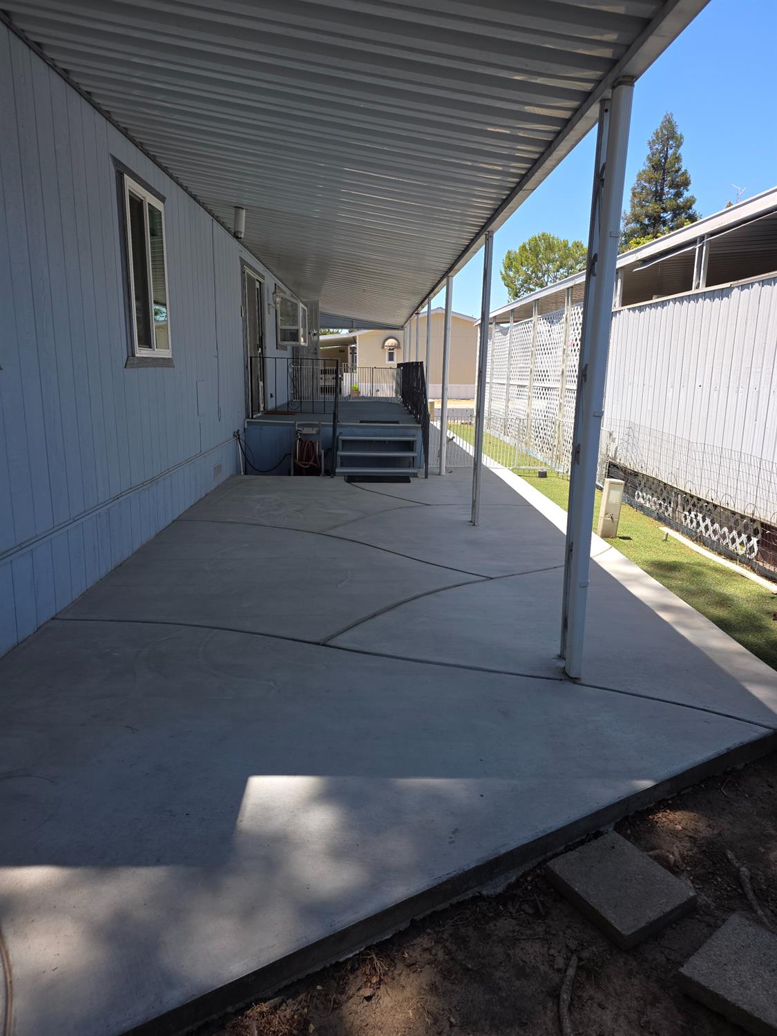 2706 W Ashlan Ave #25, Fresno, CA 93705