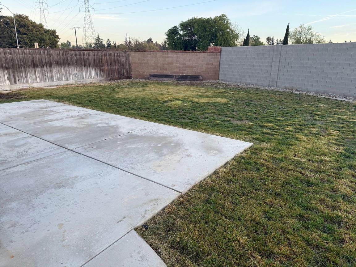 2415 Explorador Dr, Merced, CA 95340