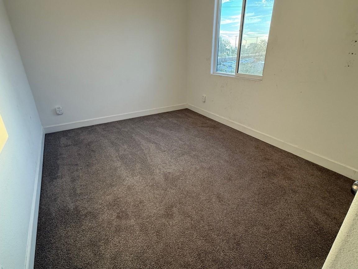 2415 Explorador Dr, Merced, CA 95340