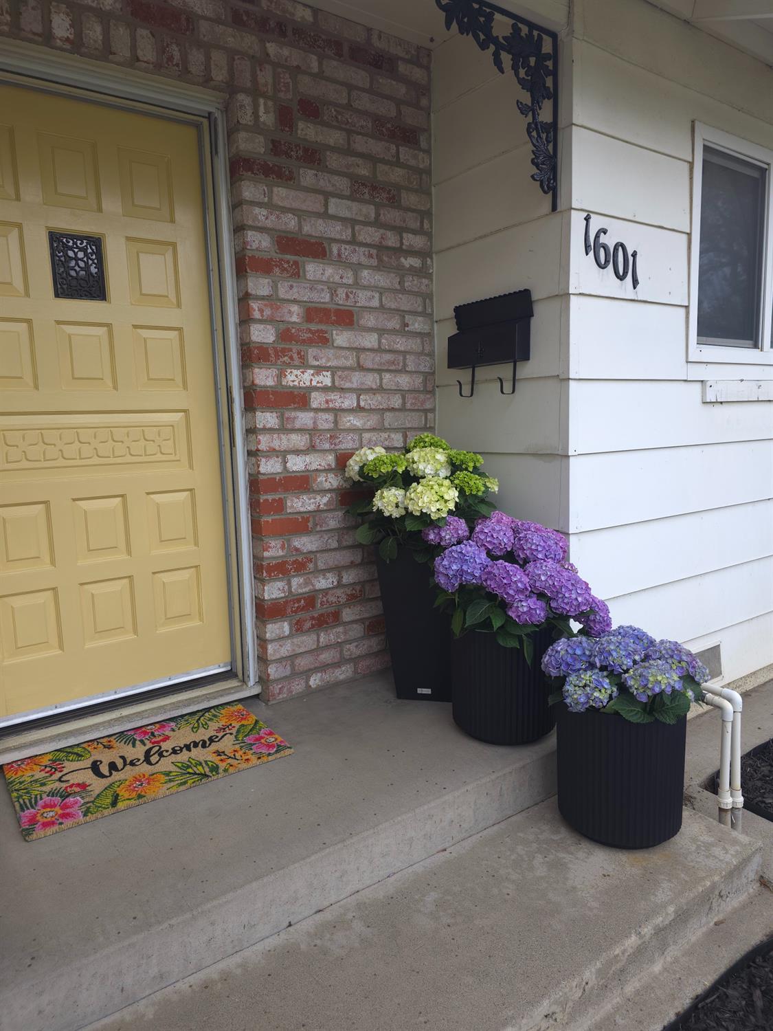 1601 Jacquelyn Way, Modesto, CA 95355