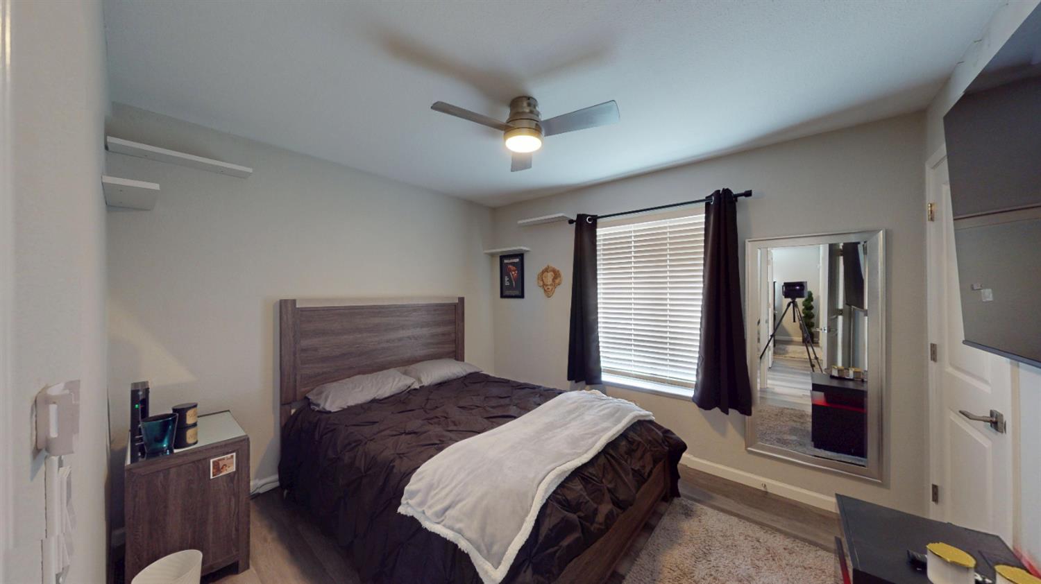 3912 Carver, Modesto, CA 95356
