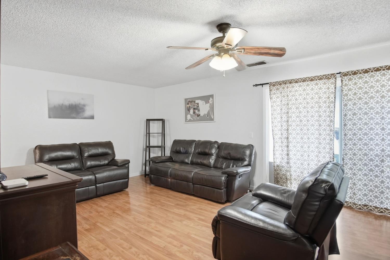 2005 ROTH Ct, Turlock, CA 95380