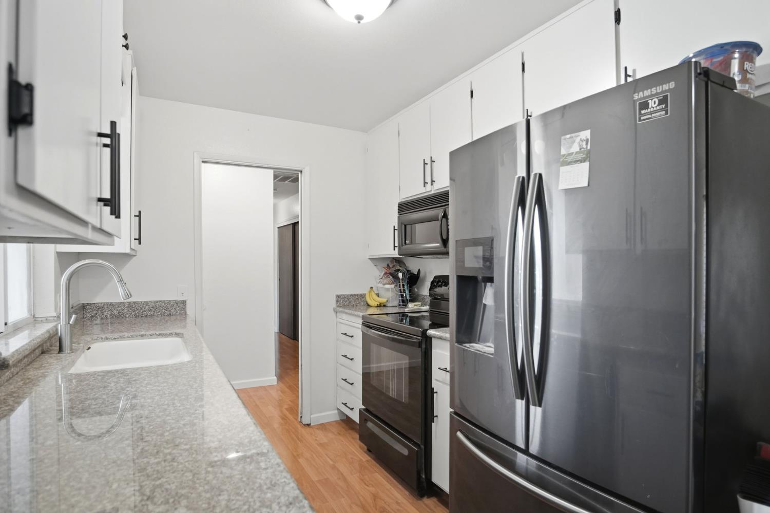 2005 ROTH Ct, Turlock, CA 95380