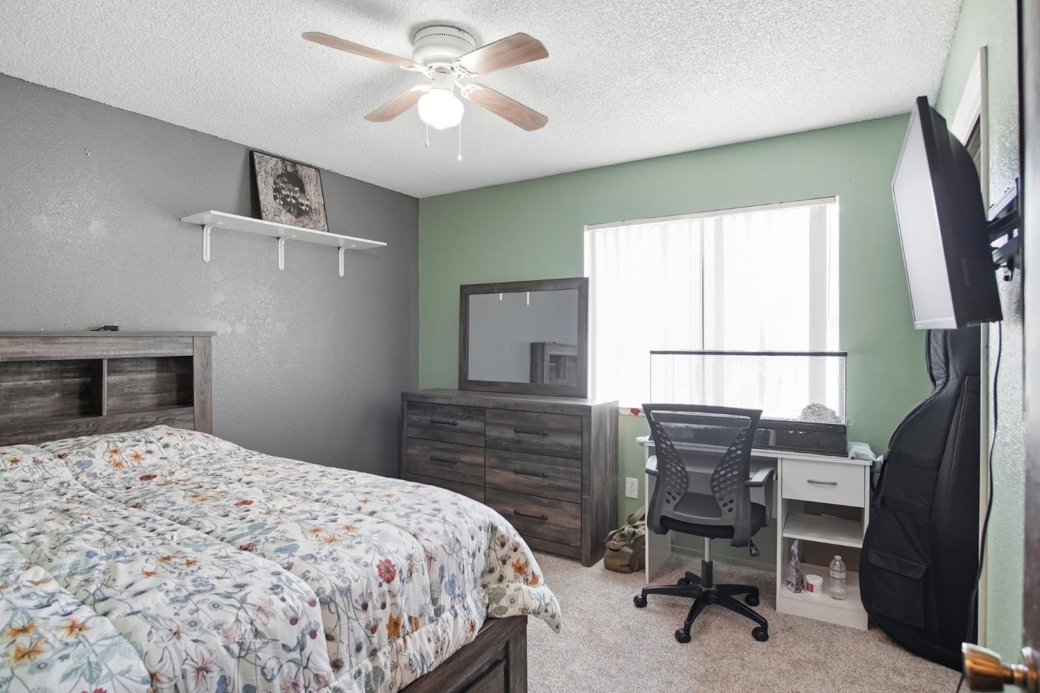 2005 ROTH Ct, Turlock, CA 95380