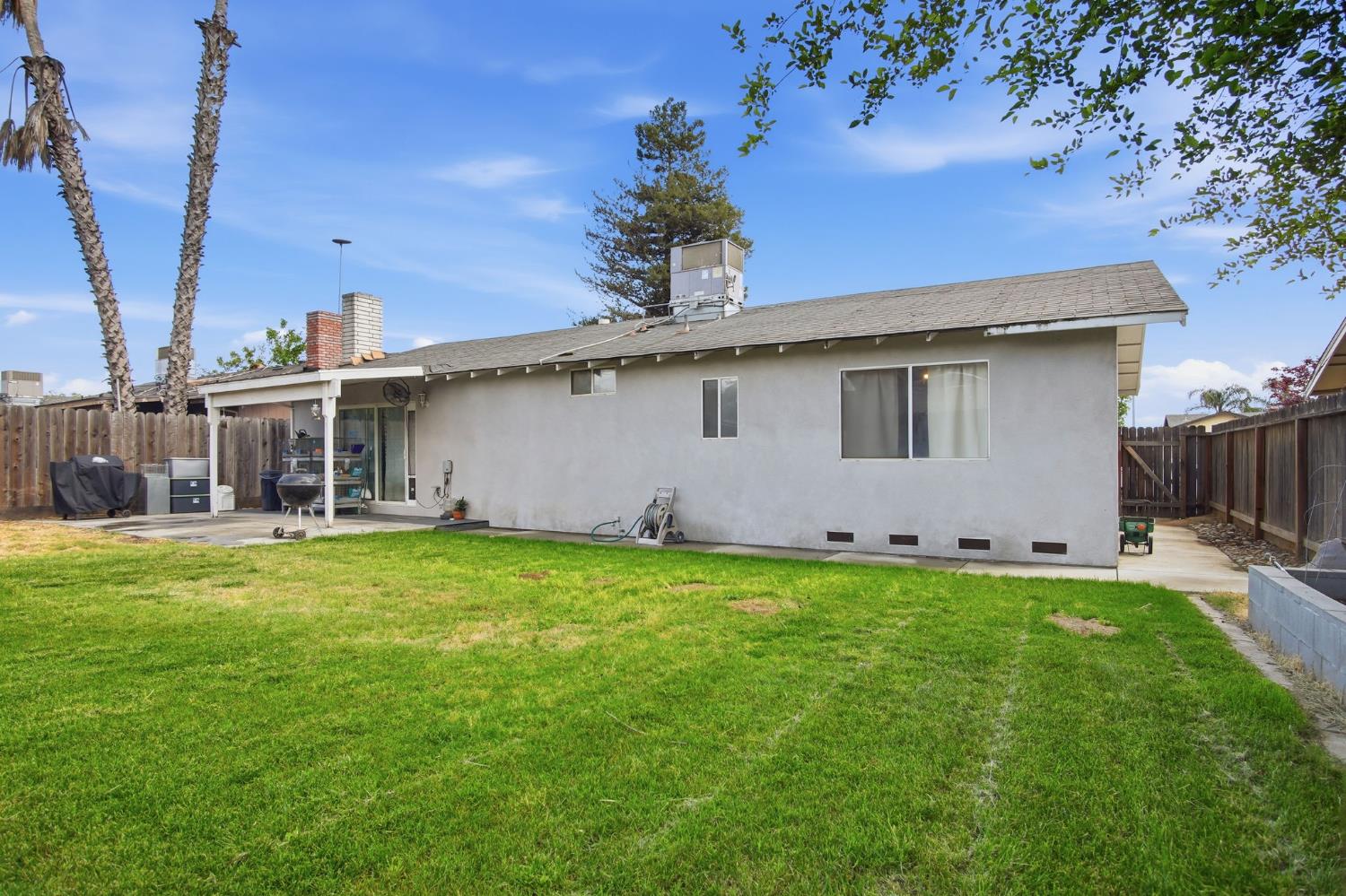 2005 ROTH Ct, Turlock, CA 95380