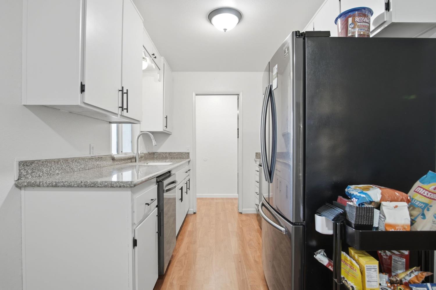 2005 ROTH Ct, Turlock, CA 95380