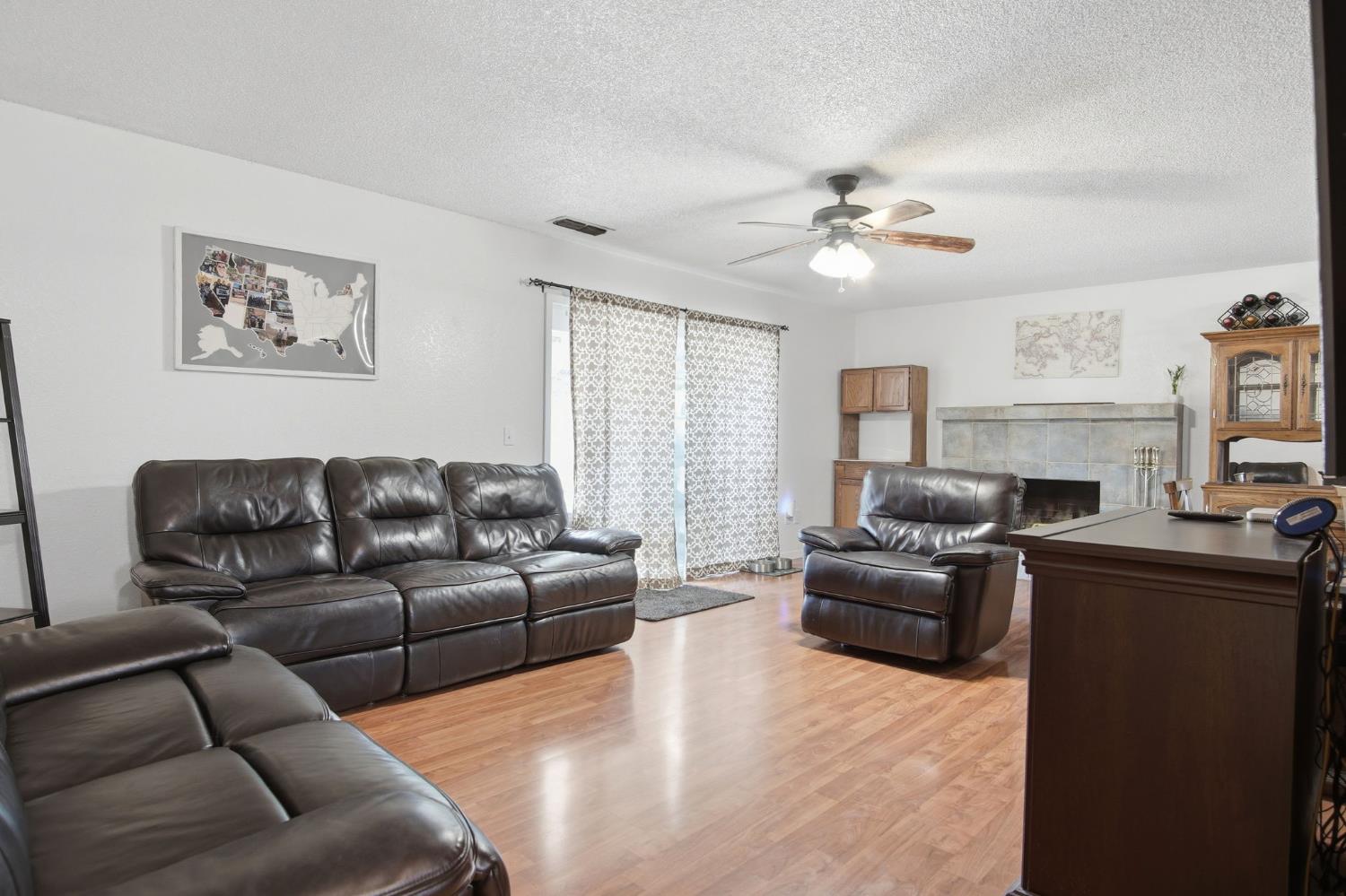 2005 ROTH Ct, Turlock, CA 95380