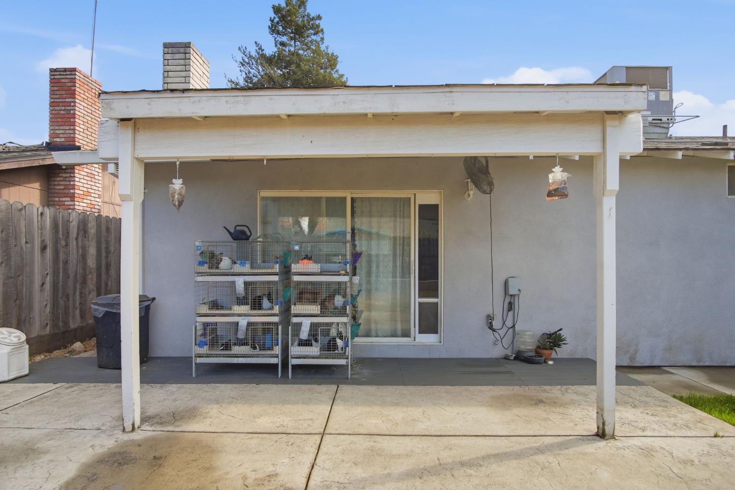 2005 ROTH Ct, Turlock, CA 95380