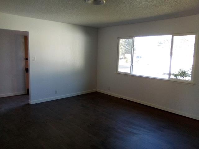 2432 Eicher Ave, Modesto, CA 95350