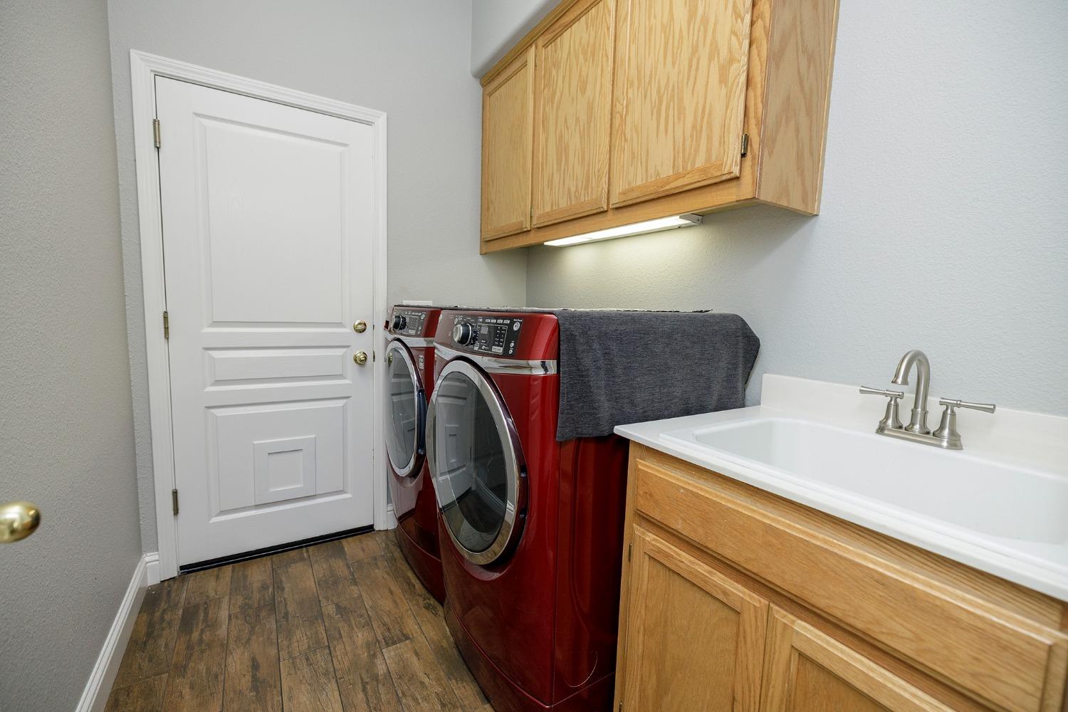 1709 Seven Falls, Modesto, CA 95355