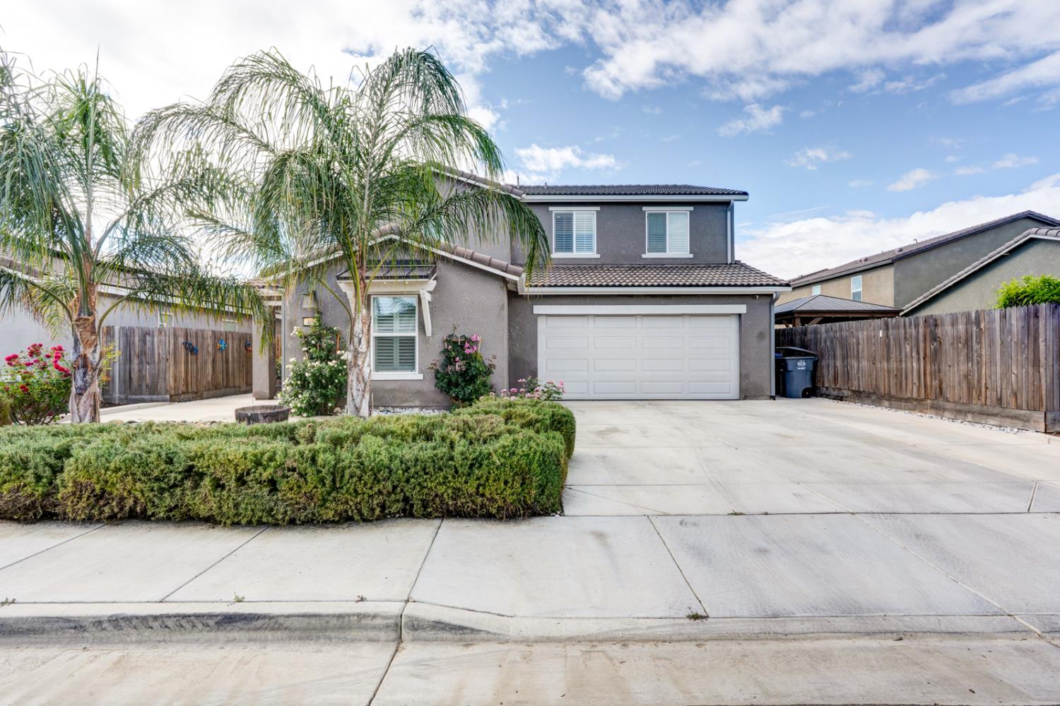 409 Sansoni St, Los Banos, CA 93635