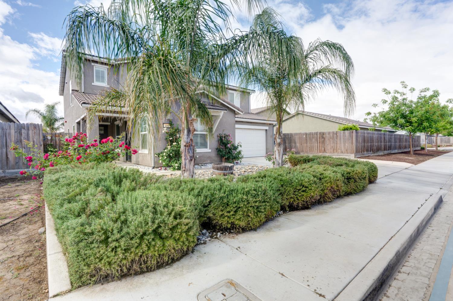 409 Sansoni St, Los Banos, CA 93635