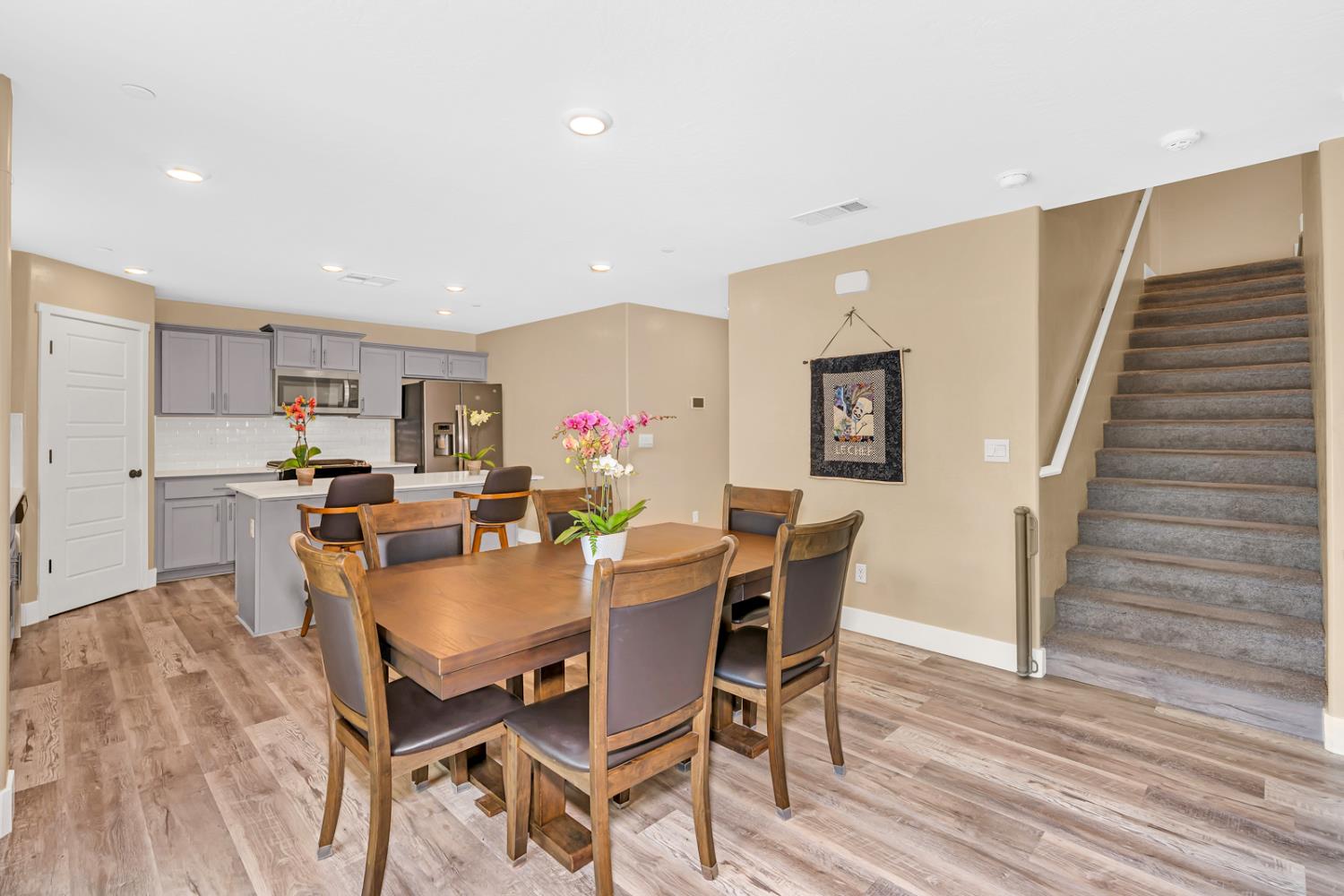 409 Sansoni St, Los Banos, CA 93635