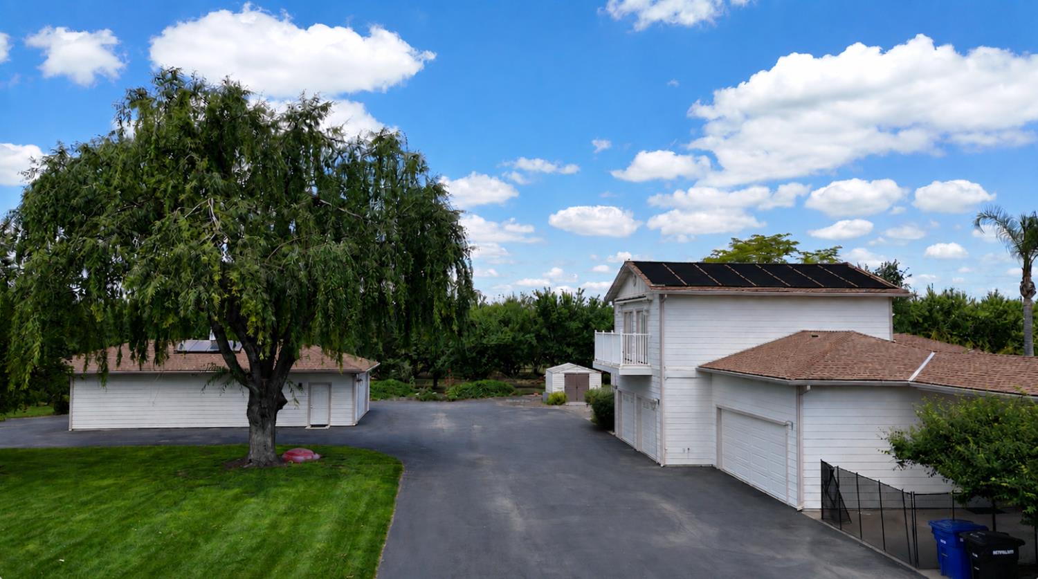 1415 St Francis Ave, Modesto, CA 95356