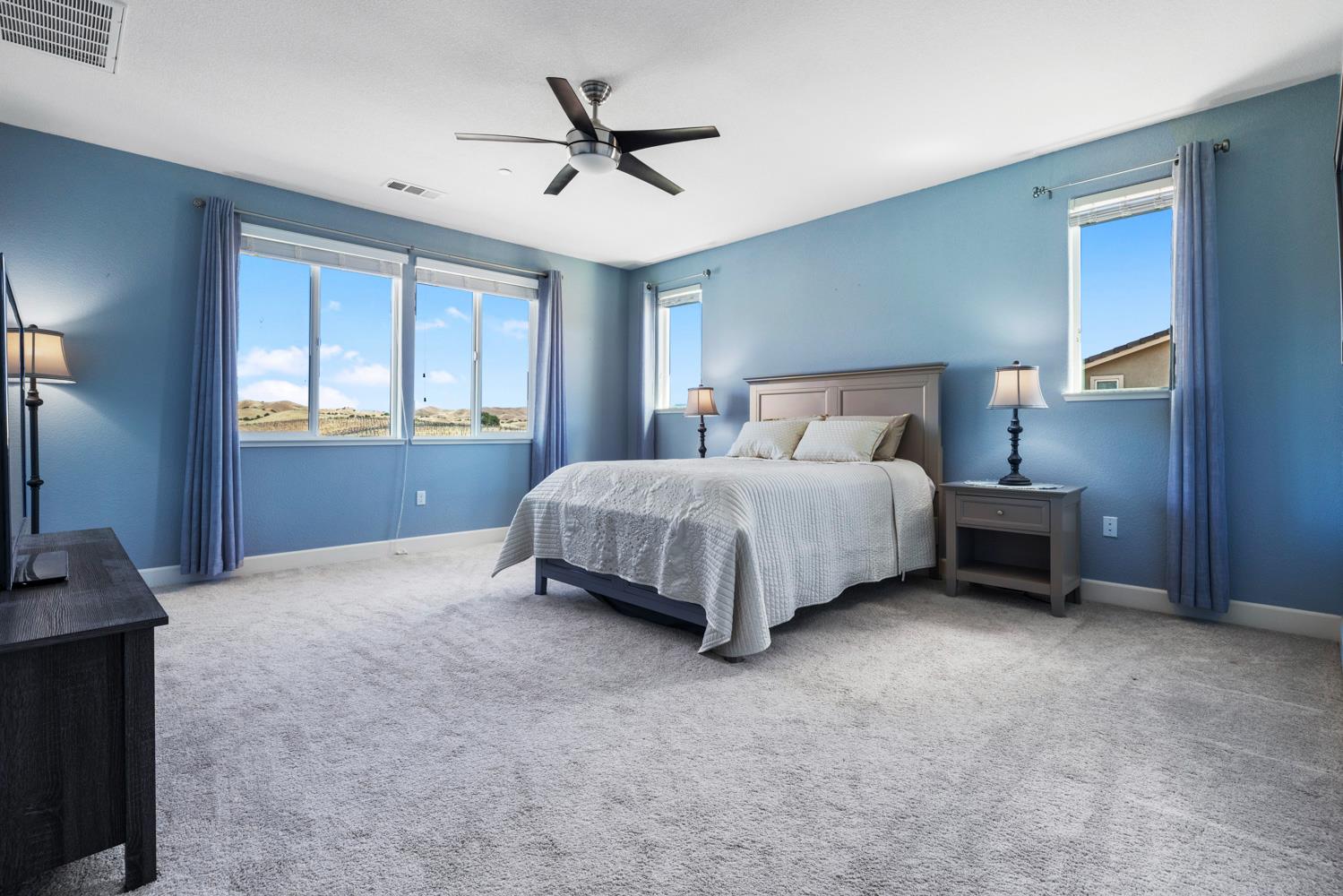 9629 Cabernet Ct, Patterson, CA 95363