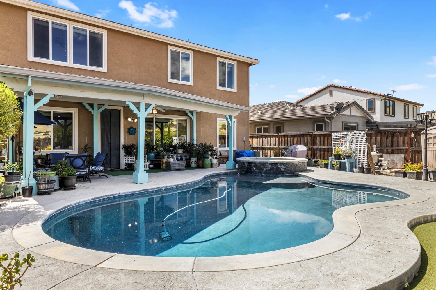 9629 Cabernet Ct, Patterson, CA 95363