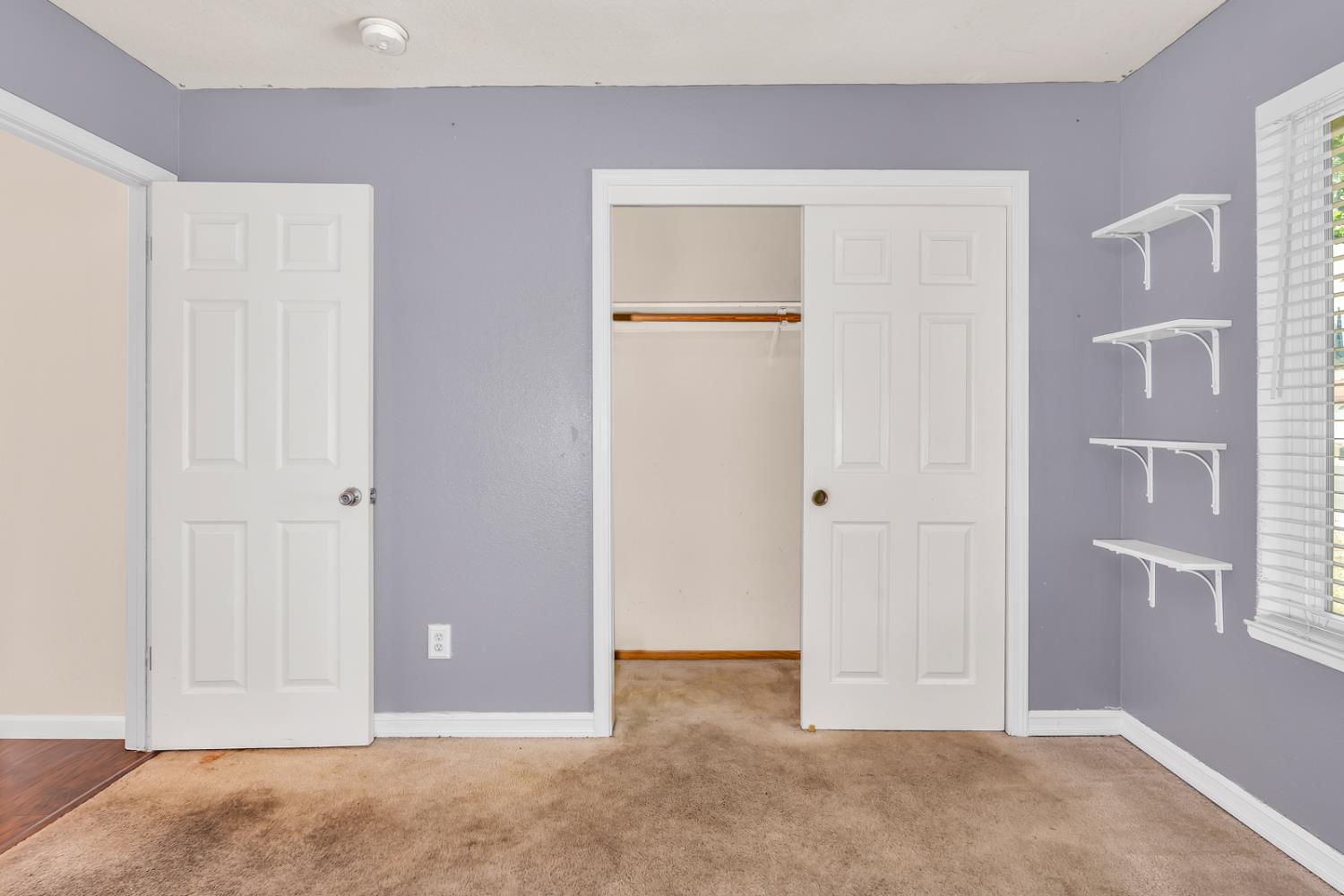 110 2nd St, Los Banos, CA 93635