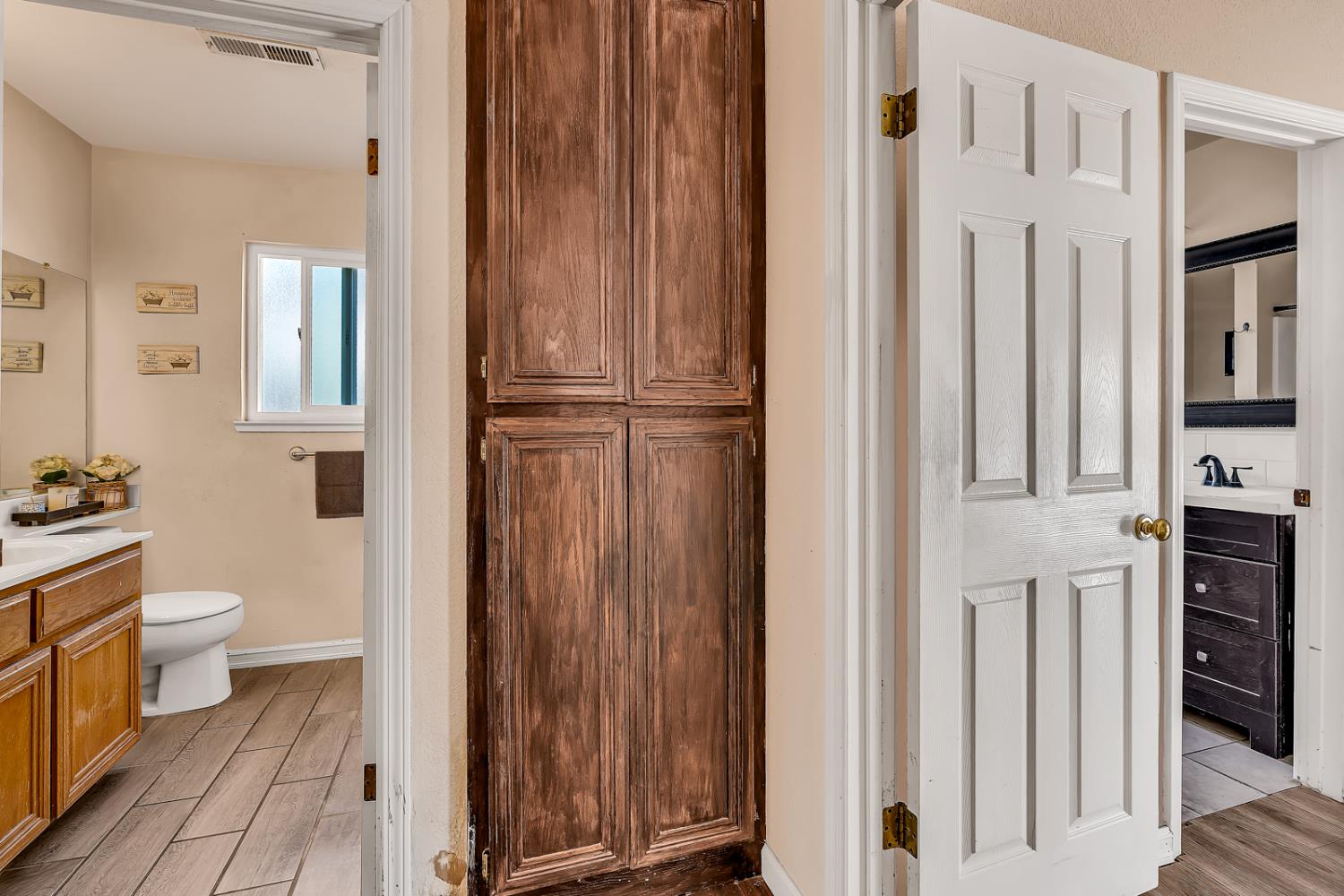 110 2nd St, Los Banos, CA 93635