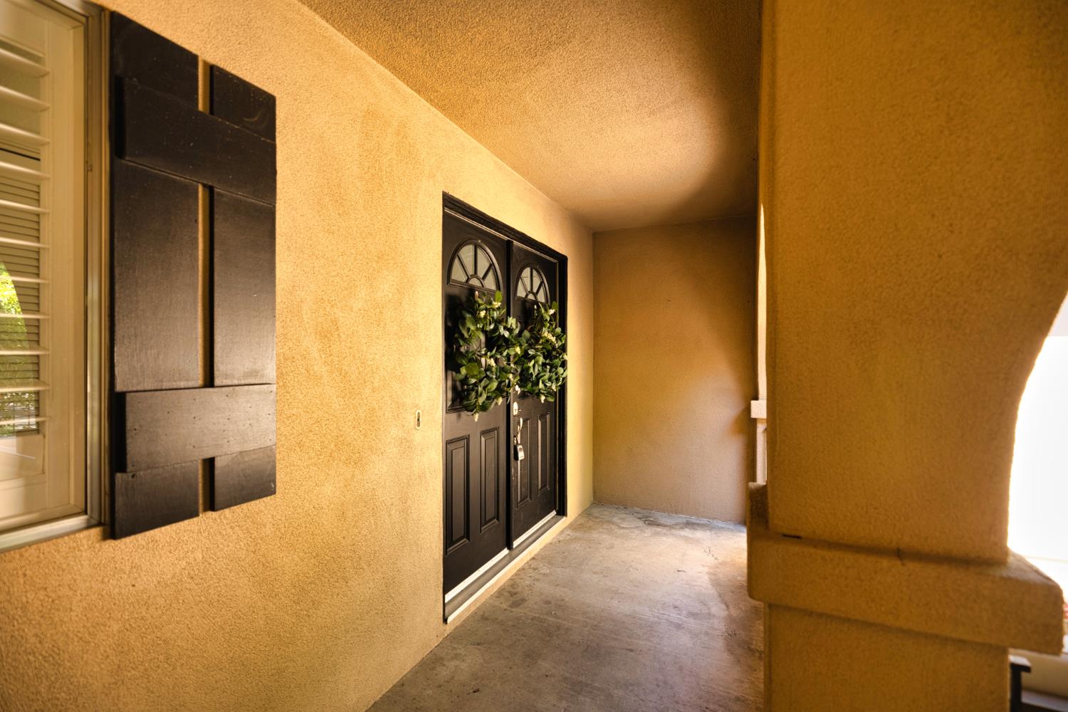2613 S Surrey Ave, Modesto, CA 95355