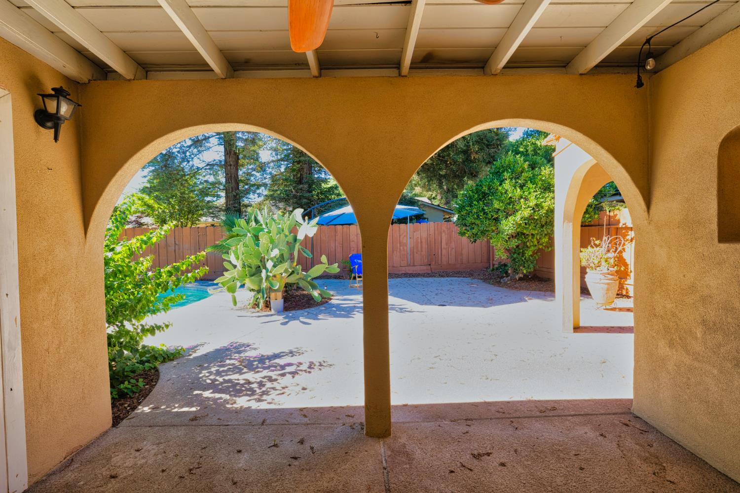 2613 S Surrey Ave, Modesto, CA 95355