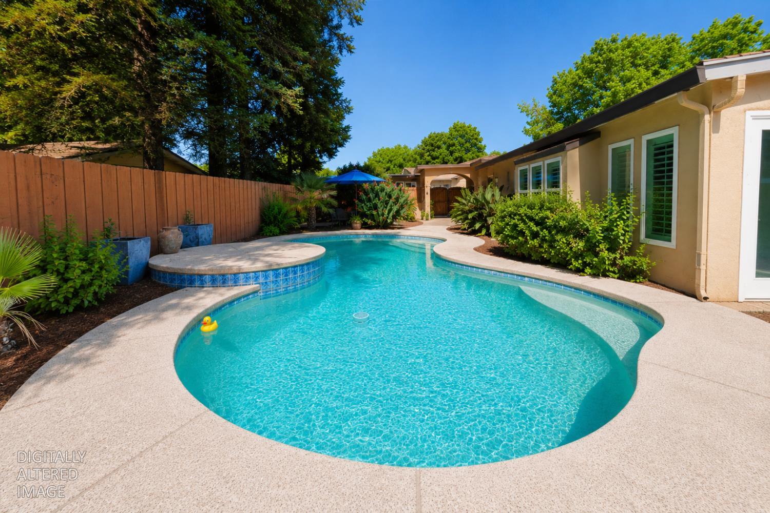 2613 S Surrey Ave, Modesto, CA 95355