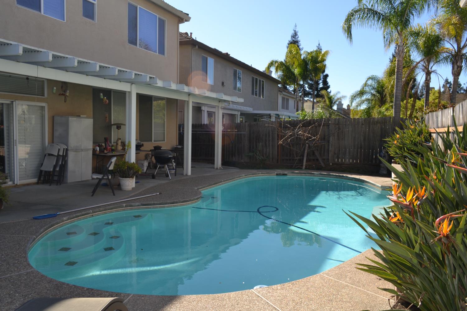 4237 Blake Dr, Modesto, CA 95356