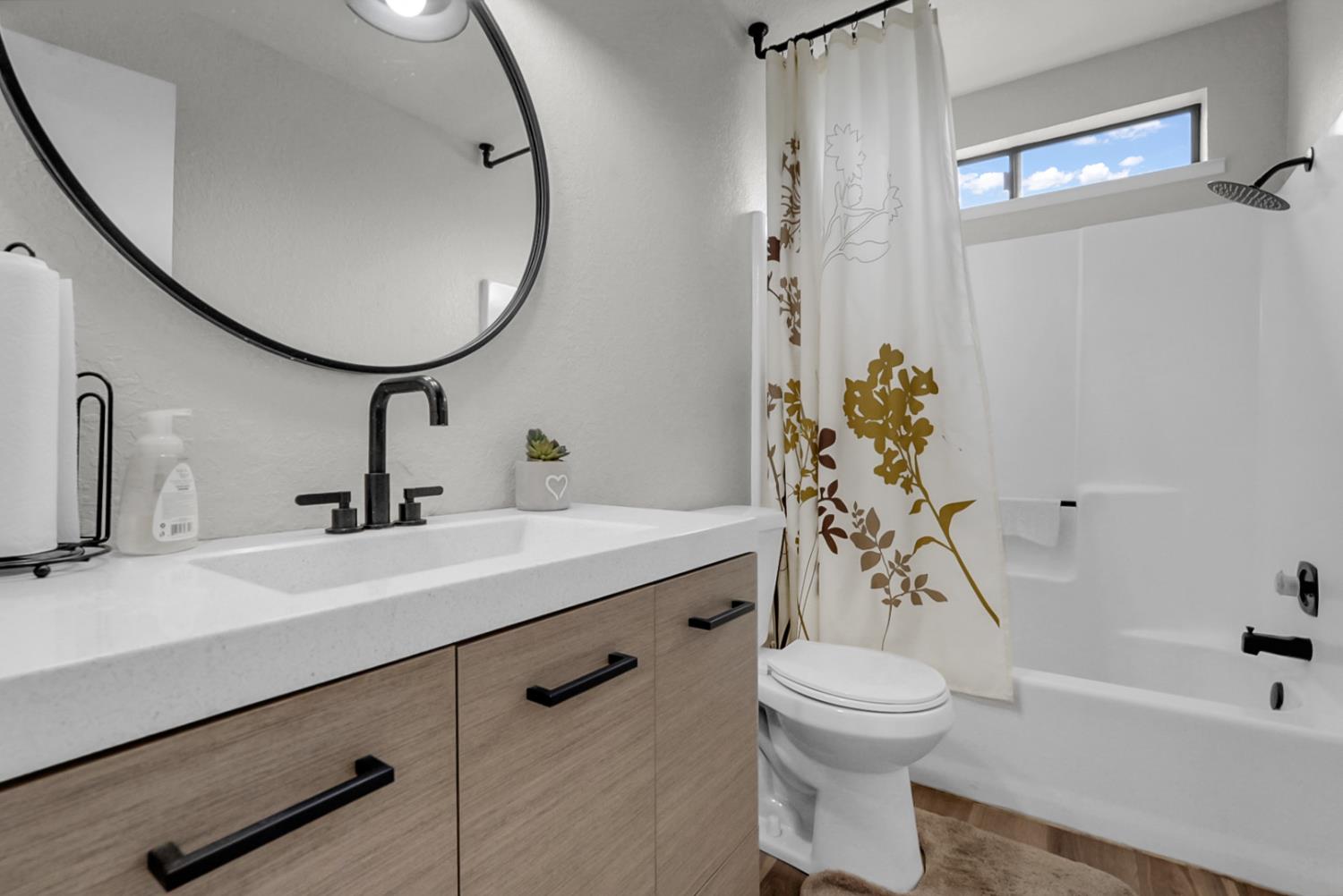 3161 Bridgeport Ct, Turlock, CA 95382