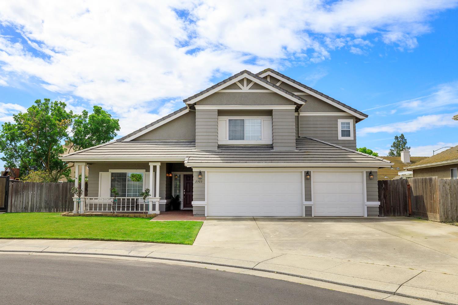 2505 Mission Ct, Escalon, CA 95320