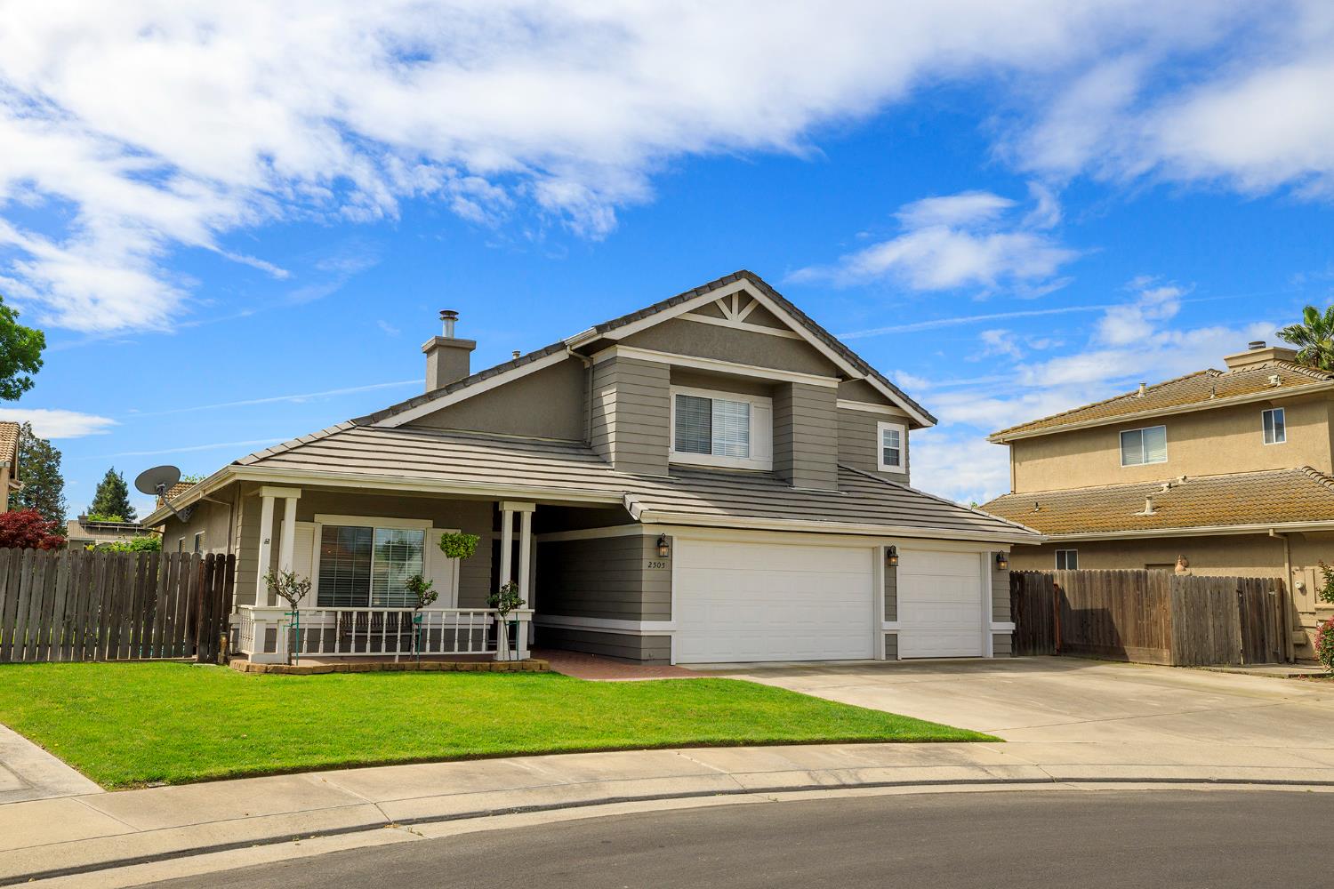 2505 Mission Ct, Escalon, CA 95320