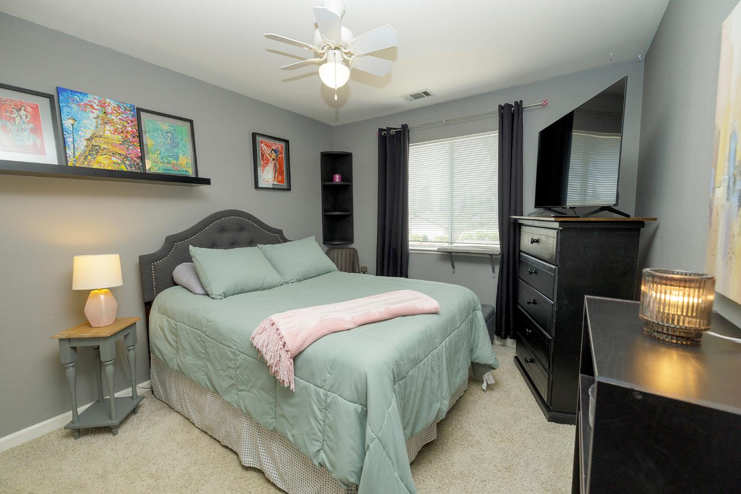 2505 Mission Ct, Escalon, CA 95320