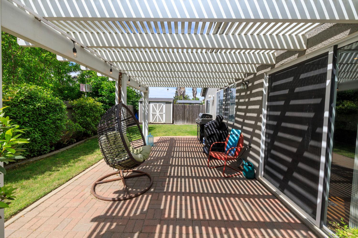 2505 Mission Ct, Escalon, CA 95320