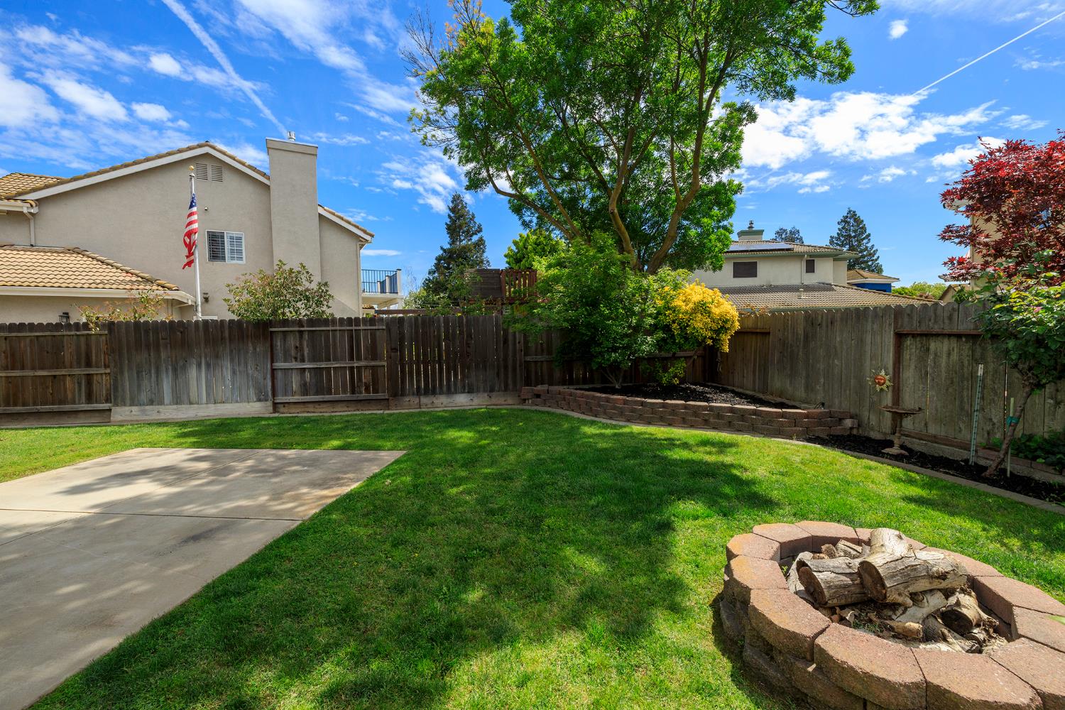 2505 Mission Ct, Escalon, CA 95320