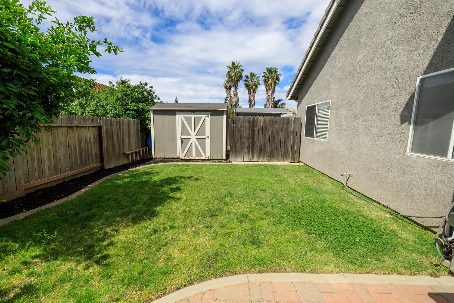 2505 Mission Ct, Escalon, CA 95320