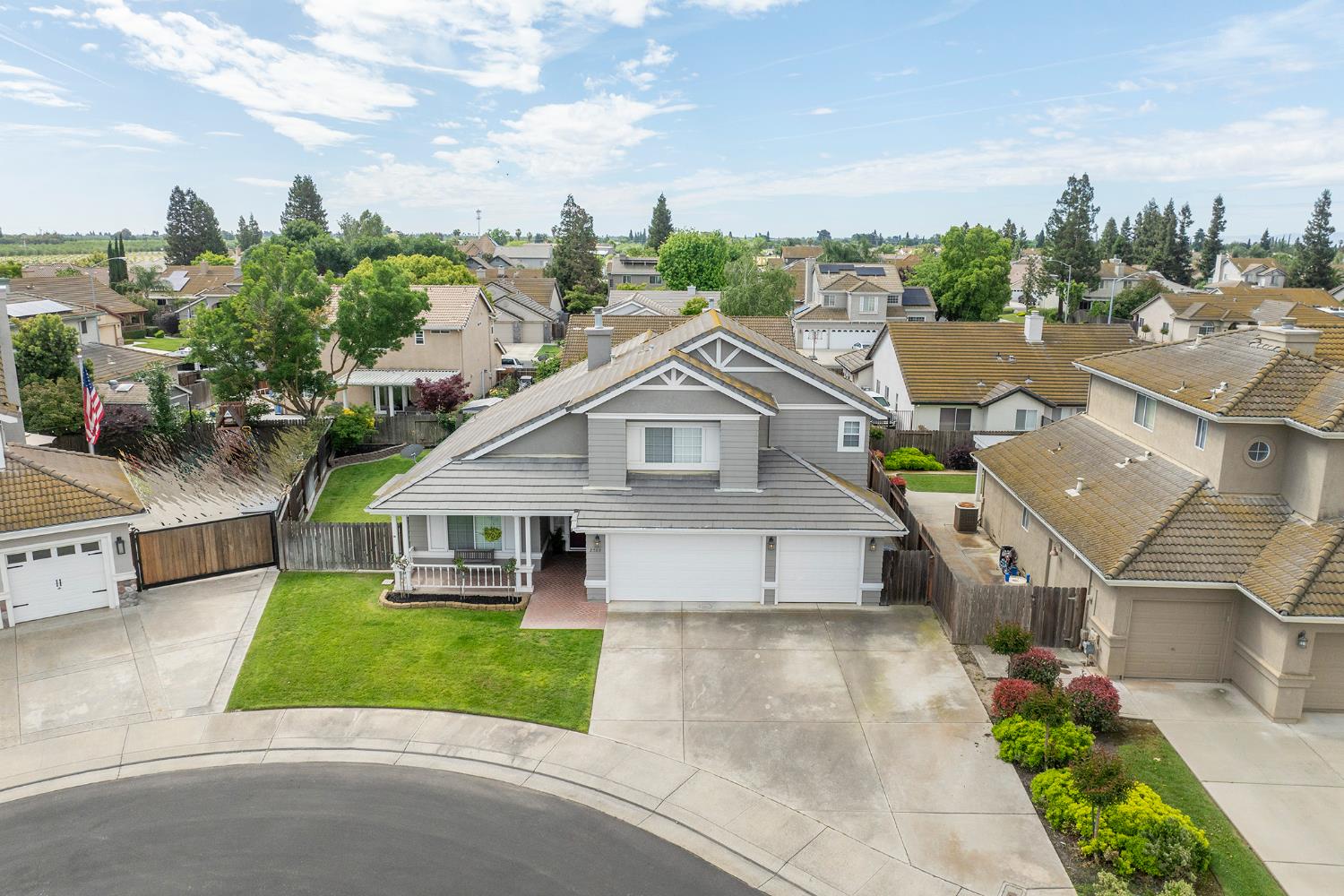2505 Mission Ct, Escalon, CA 95320