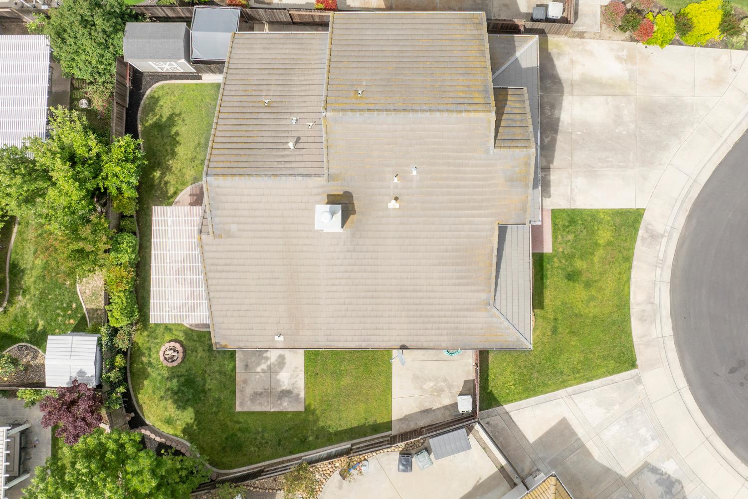 2505 Mission Ct, Escalon, CA 95320