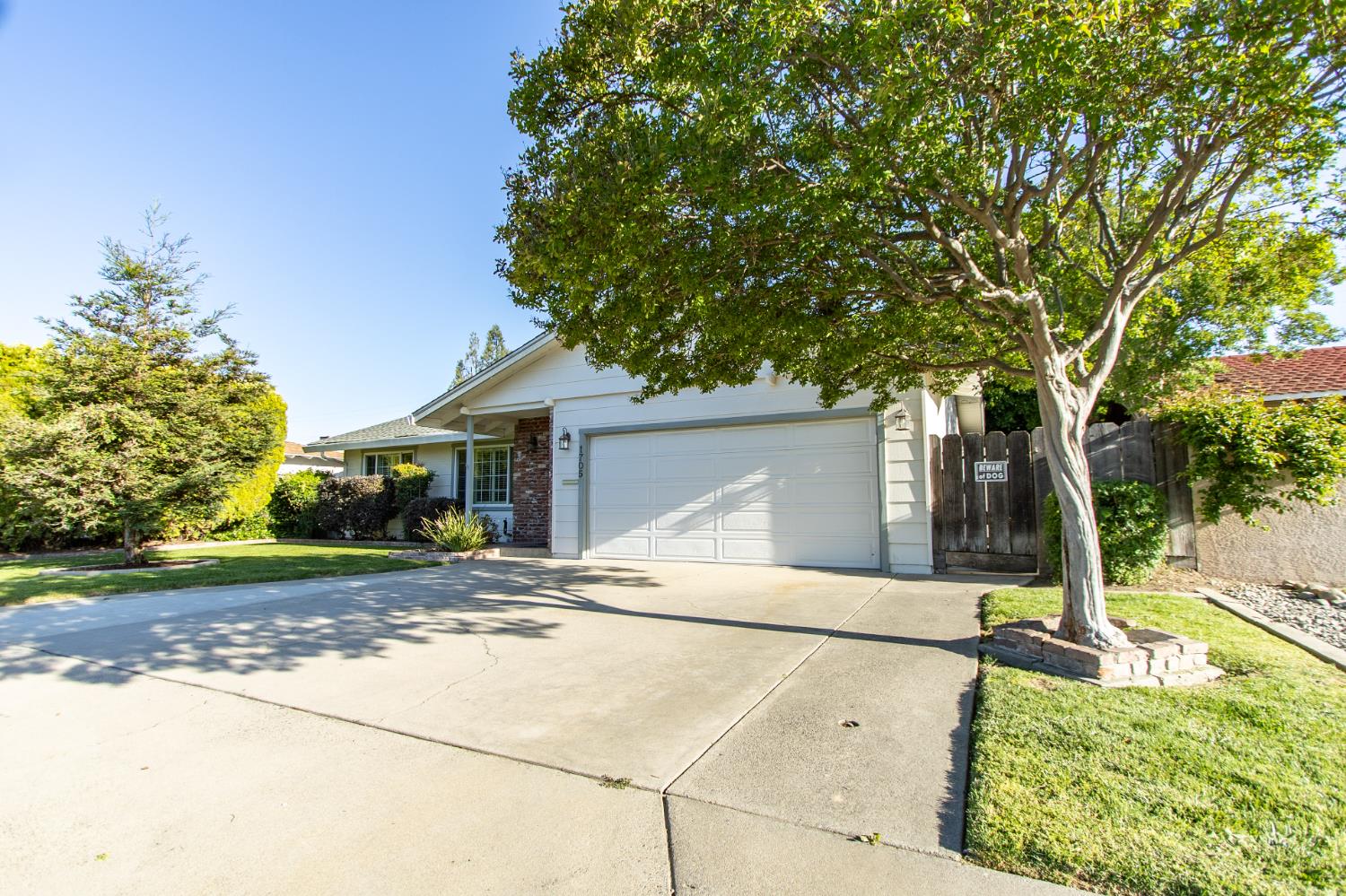 1705 Larkspur Pl, Turlock, CA 95380